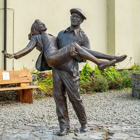 Holiday home Teachin Milis Moineir Boyle