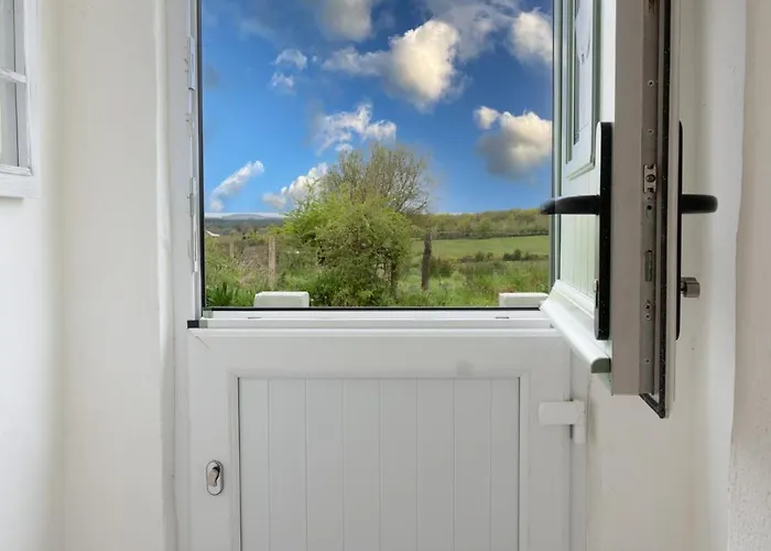 Teachiń Milis Móinéir Boyle